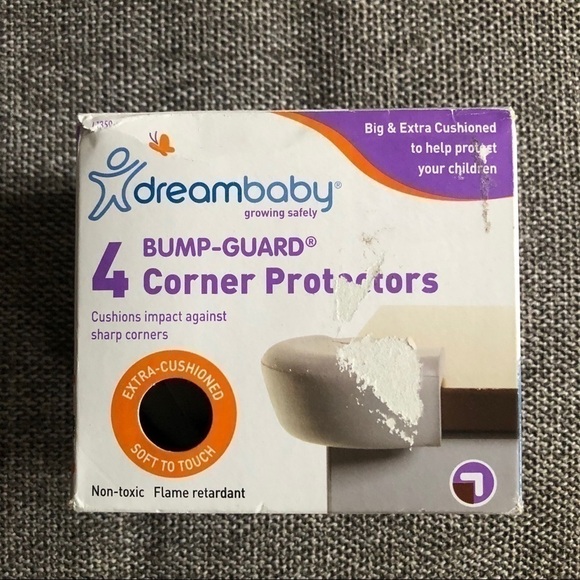 Bump-guard Corner Protectors 3 Pack Dreambaby Grey - Picture 9 of 12